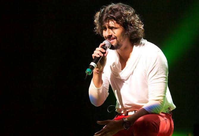 Audience at a Sonu Nigam concert